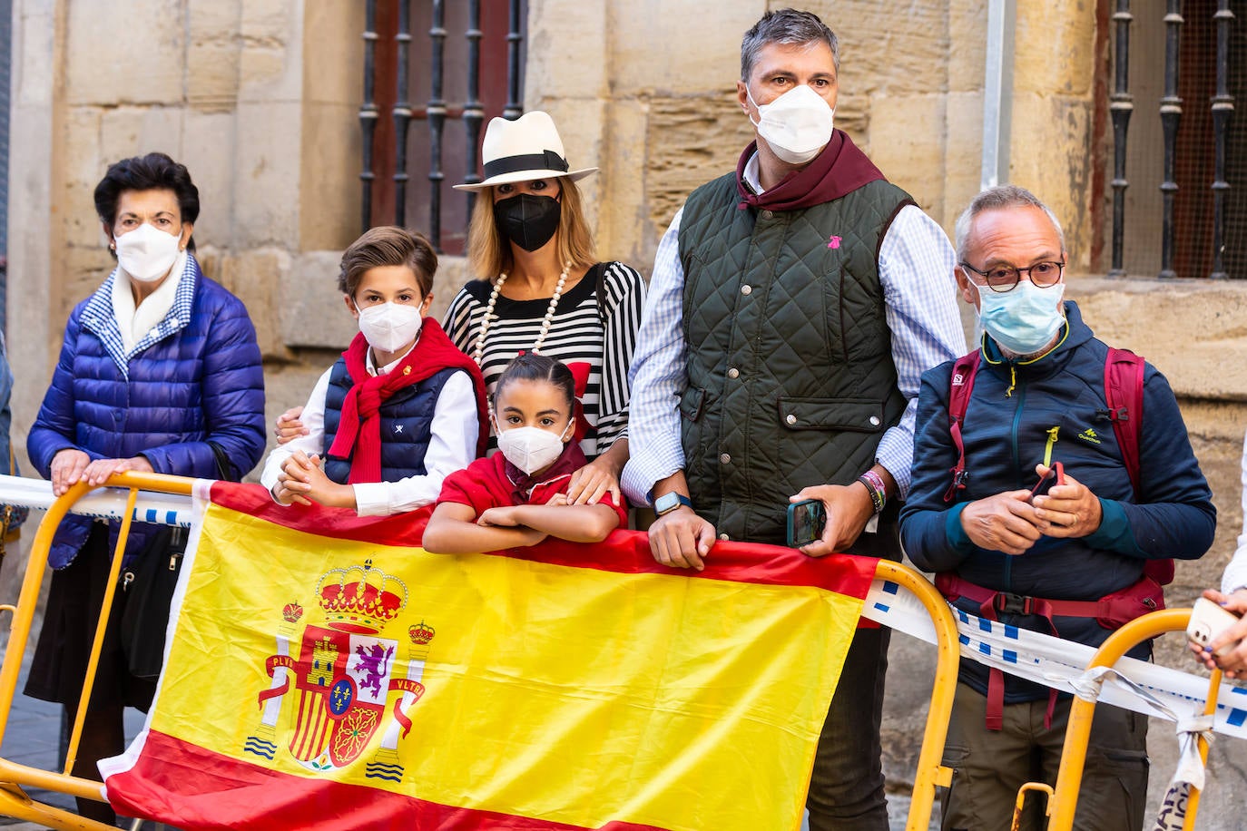 Fotos: Un caluroso recibimiento al rey Felipe VI en Logroño