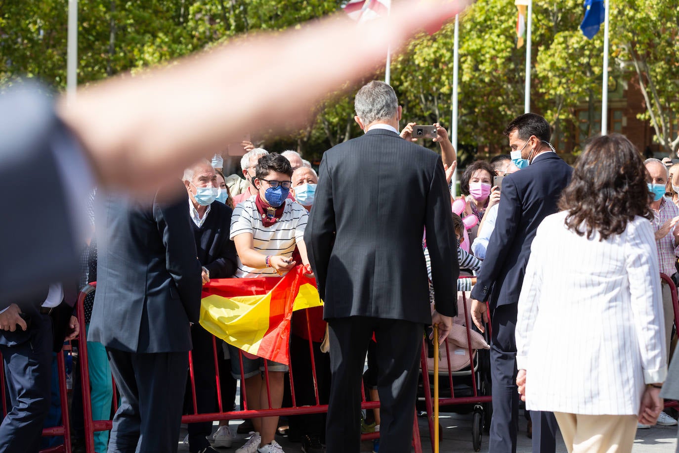 Fotos: Un caluroso recibimiento al rey Felipe VI en Logroño