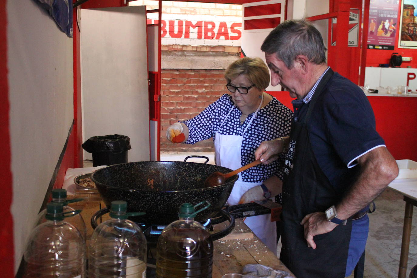 Fotos: Arnedo disfruta de la música y las degustaciones en la mañana de la cuarta jornada de sus fechas festivas