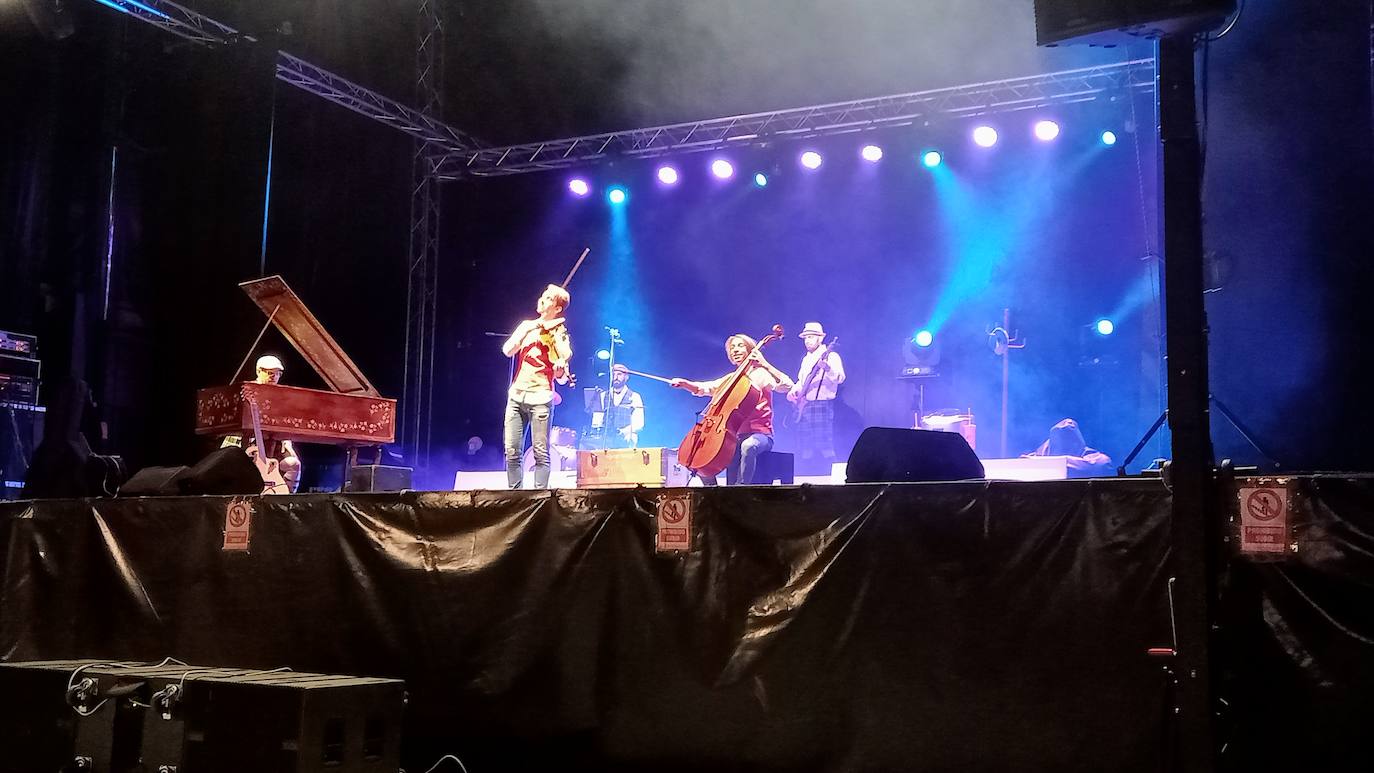 Fotos: Arnedo disfruta de la música y las degustaciones en la mañana de la cuarta jornada de sus fechas festivas