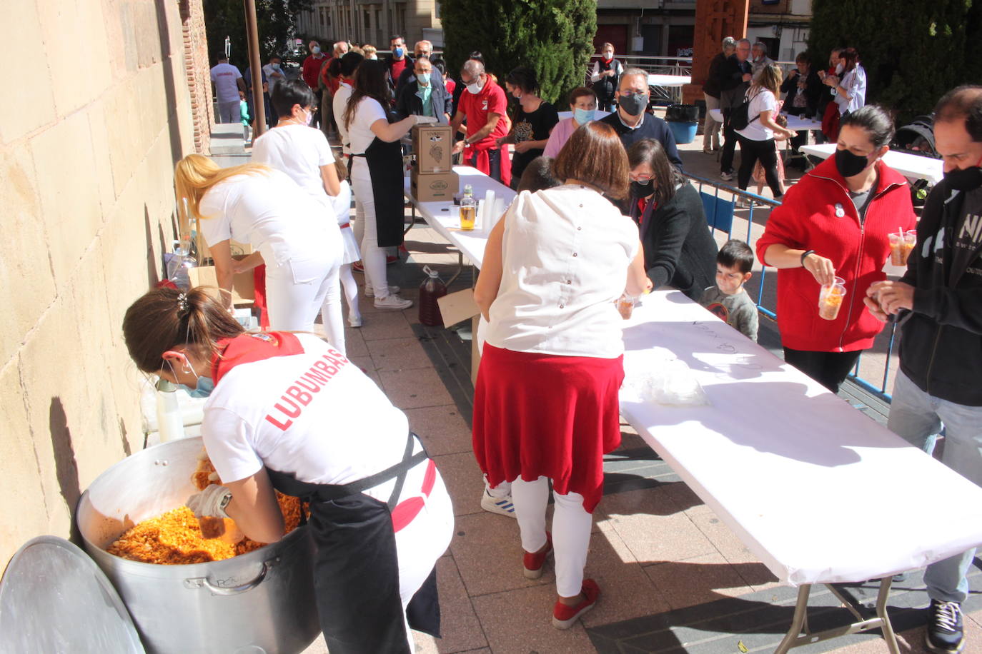 Fotos: Arnedo disfruta de la música y las degustaciones en la mañana de la cuarta jornada de sus fechas festivas