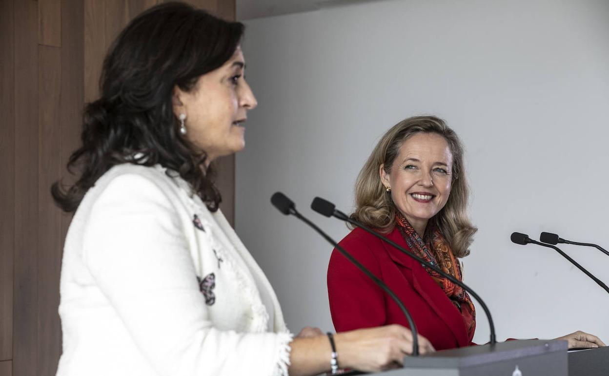 Nadia Calviño y Concha Andreu. 