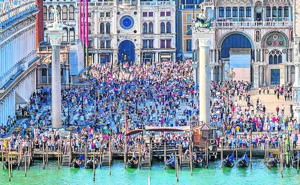 Plaza de San Marcos y el Gran Canal de Venecia.