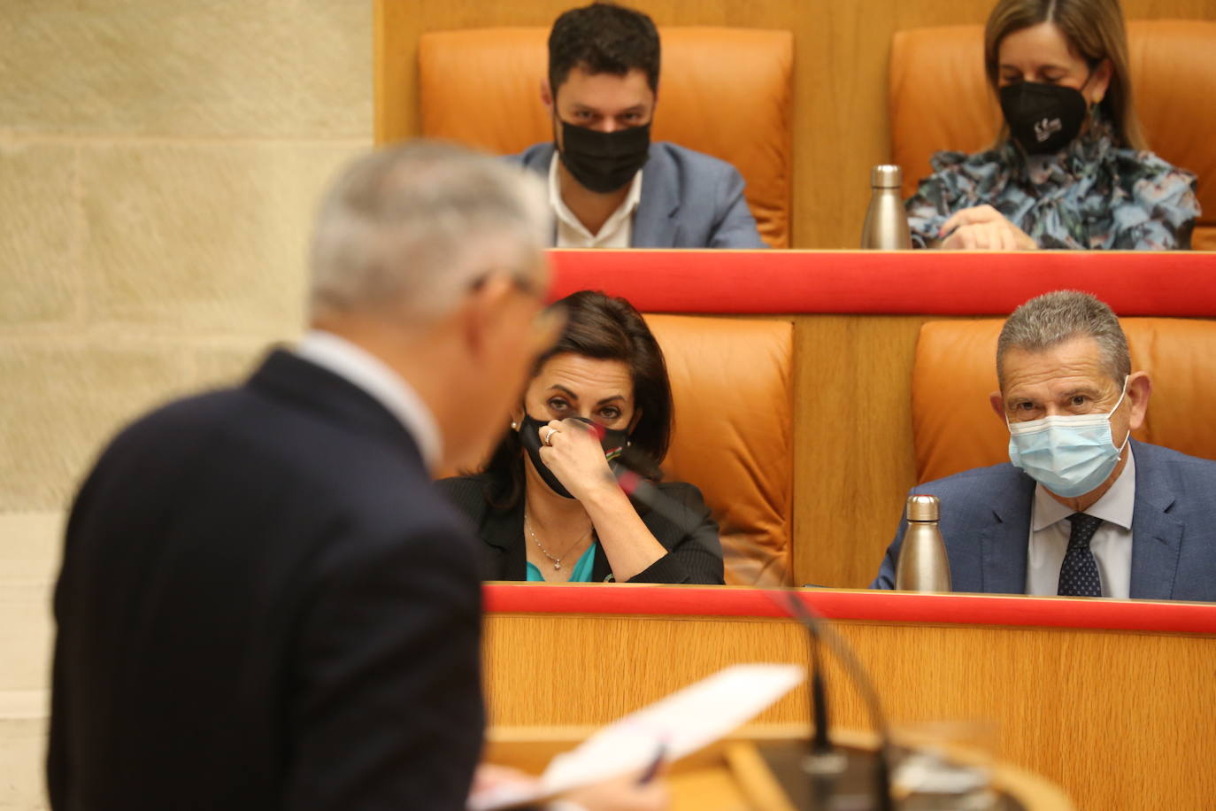 La cámara riojana celebró su sesión plenaria del mes de octubre.