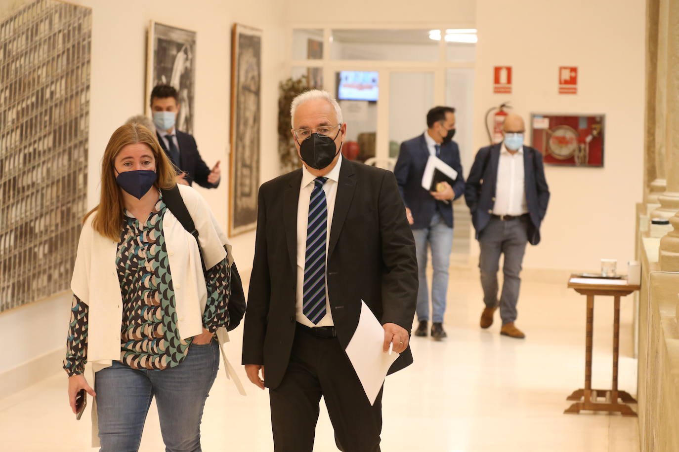 La cámara riojana celebró su sesión plenaria del mes de octubre.