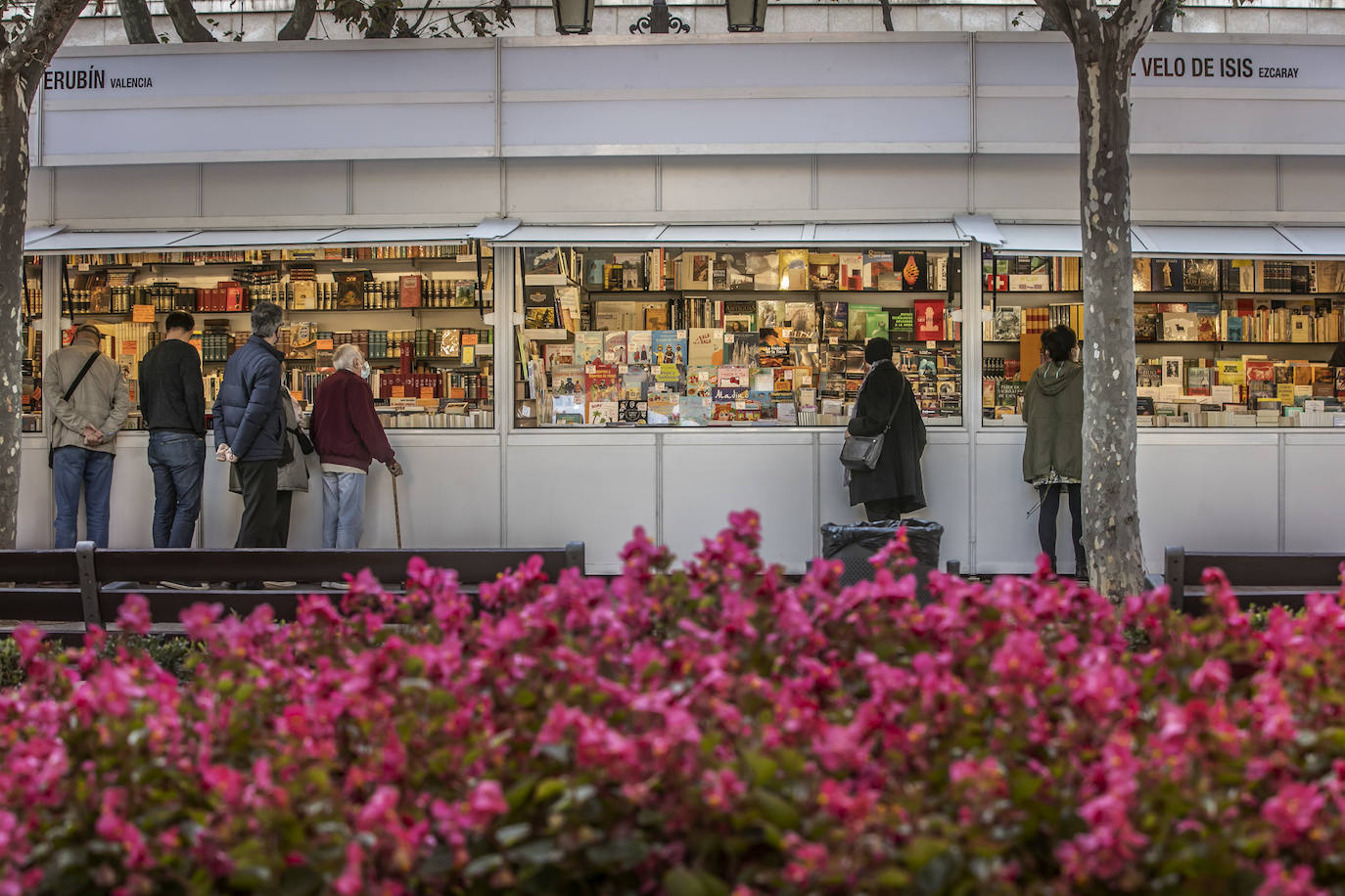 Fotos: El viernes de la feria &#039;Otoño de libros (y vinos)&#039;