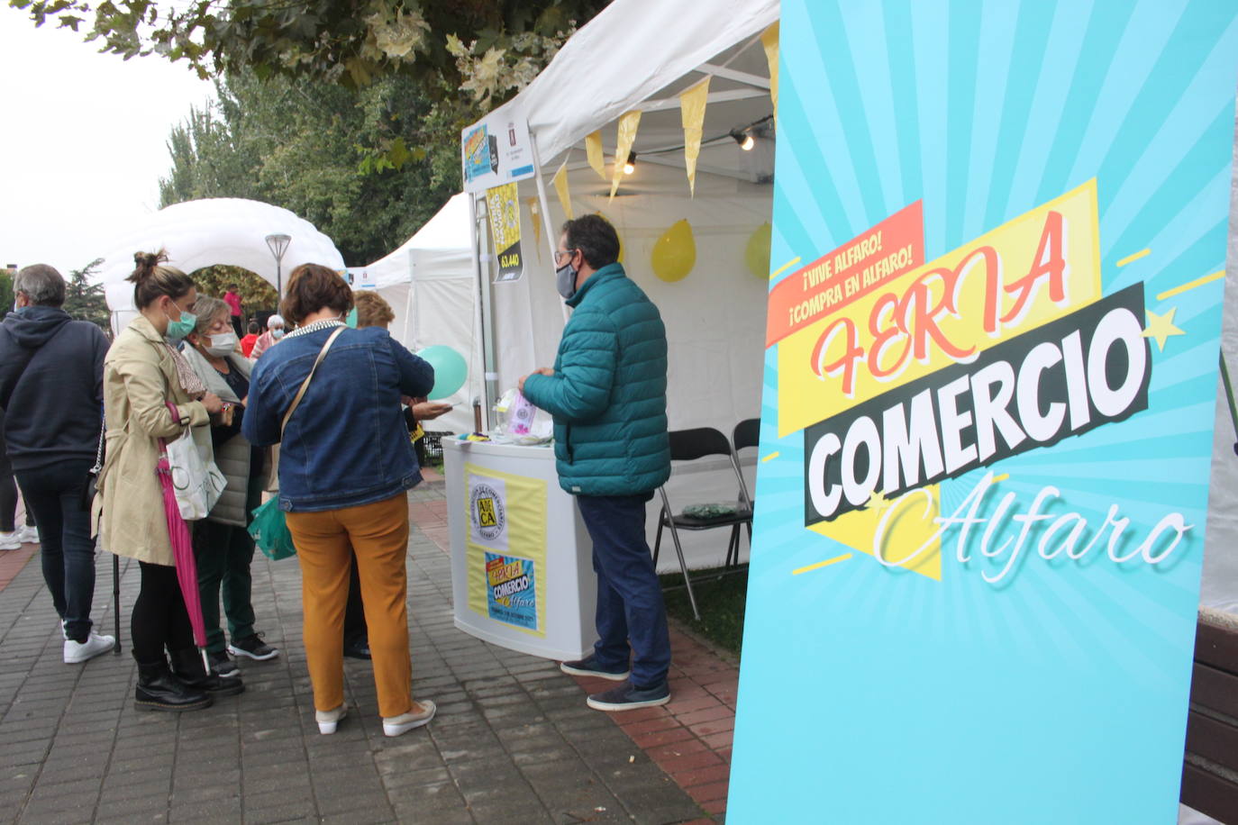 Fotos: El escaparate del comercio alfareño