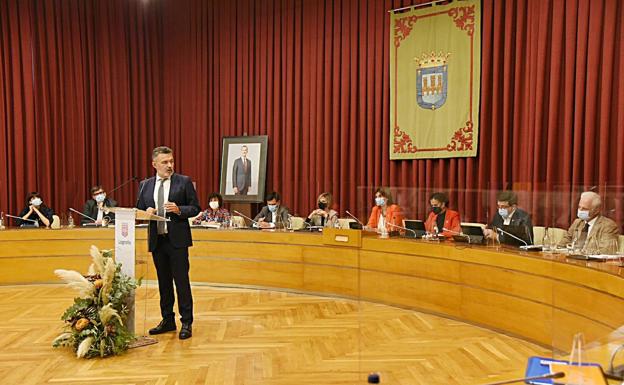 Conrado Escobar, durante su intervención.