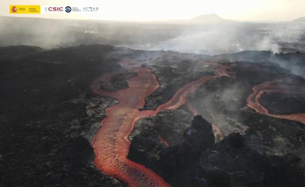 VÍDEO | Drones del ICMAN-CSIC recorren la colada del volcán de La Palma