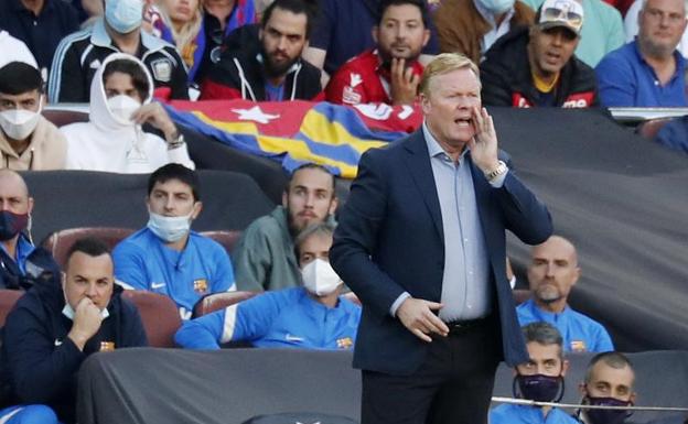 El Barça condena el acoso a Koeman a la salida del Camp Nou