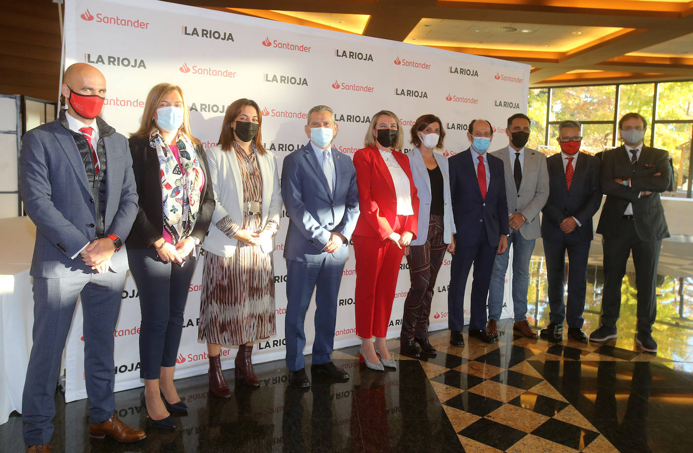 Fotos: Hita expone la política agraria regional en el Foro Agro Santander