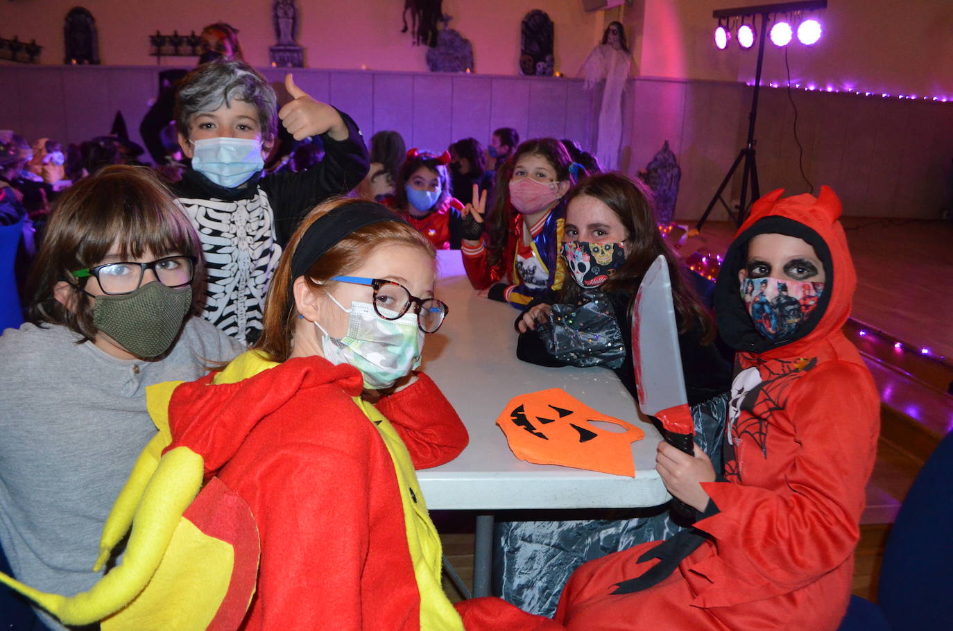 Fotos: Fiesta de Halloween en la Ermita de la Concepción en Calahorra