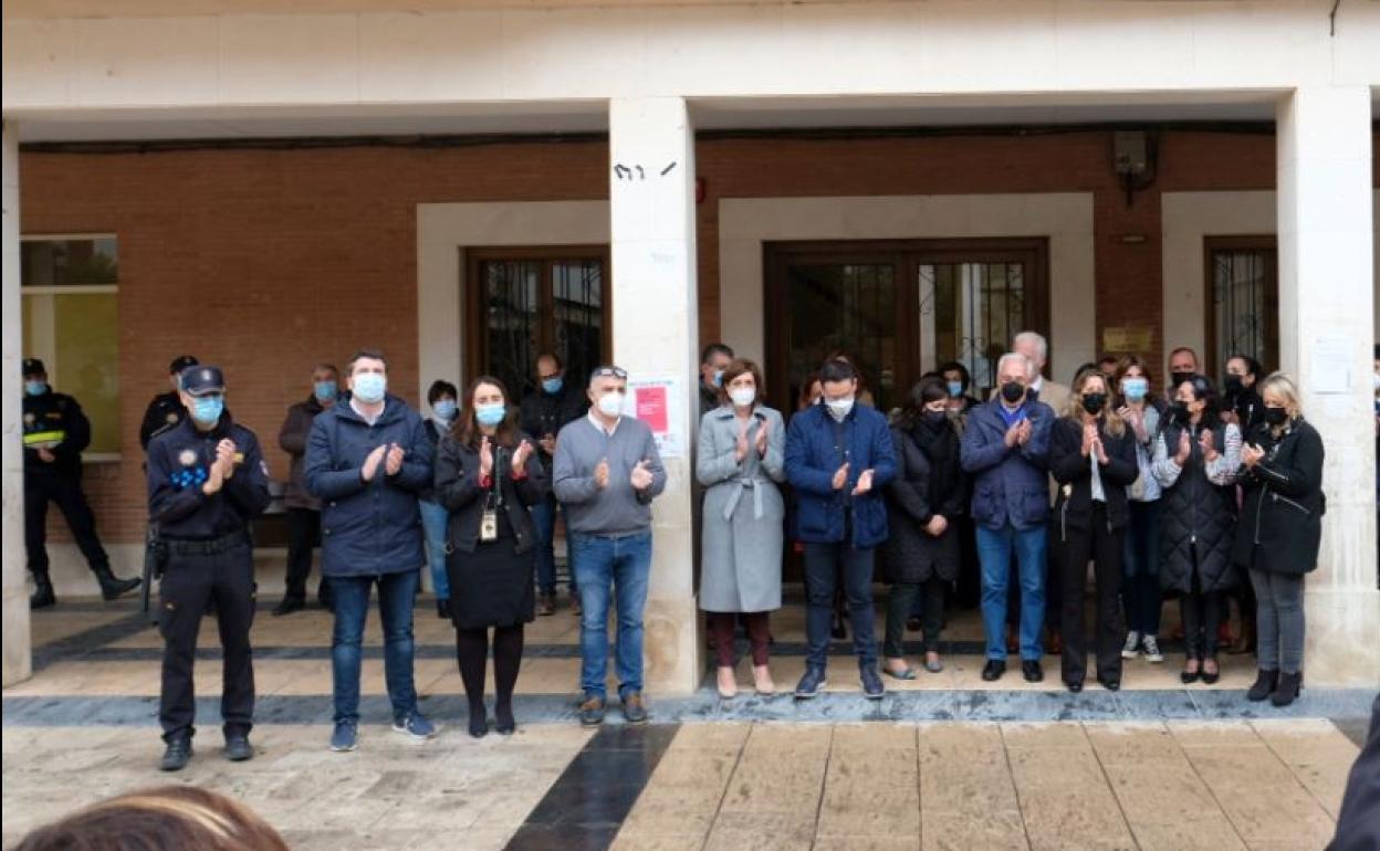 Marrodán, en el minuto de silencio que se celebró en Lardero. 