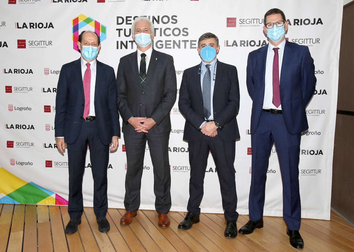 Jornada 'Destinos turísticos inteligentes', organizado por SEGITTUR (Sociedad Estatal de la Innovación y las Tecnologías Turísticas) y Diario La Rioja y con el patrocinio del Ayuntamiento de Logroño, que se ha desarrollado en el Espacio Lagares.