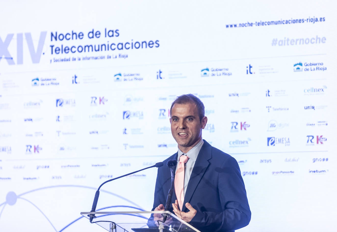 La Asociación de Ingenieros de Telecomunicaciones de La Rioja celebró su gran gala anual.