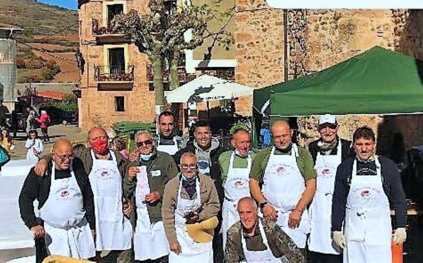 Los cazadores que ofrecieron la degustación. 