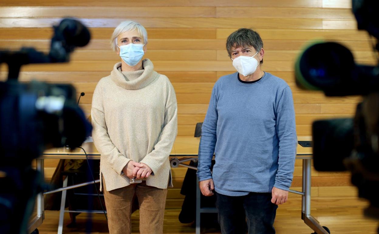 Arantxa Carrero y Luis Illoro, en la Casa de los Periodistas. 