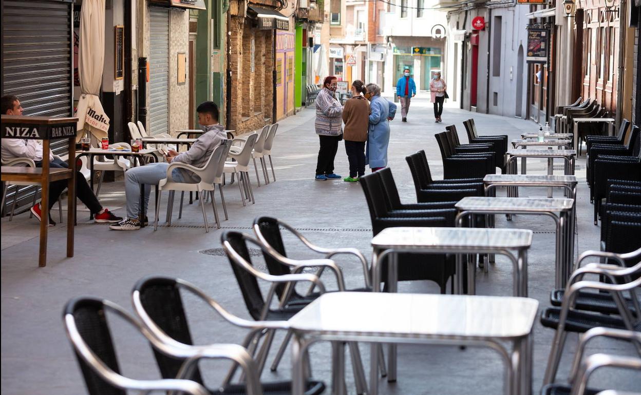 La Ruta del Vino Rioja Oriental y los Sumilleres ofrecen un curso básico de hostelería en Arnedo