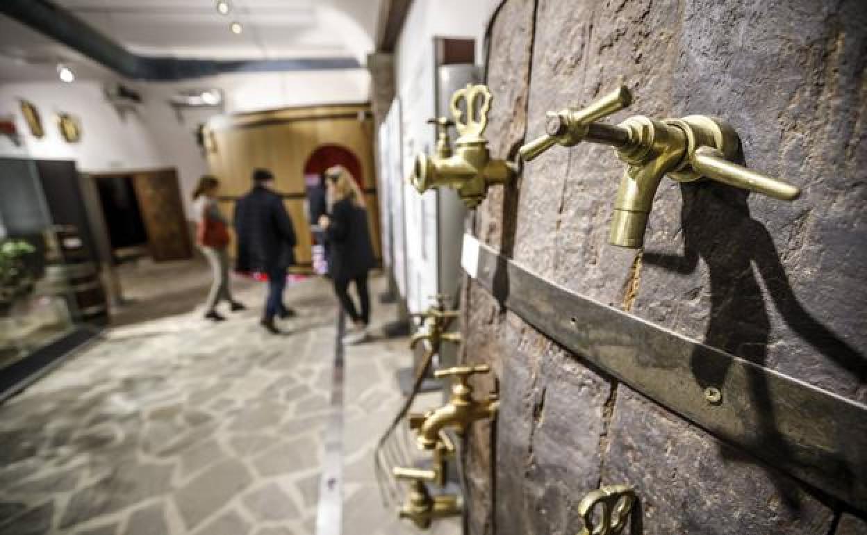 La sumillería riojana se encuentra en el Villa-Lucía