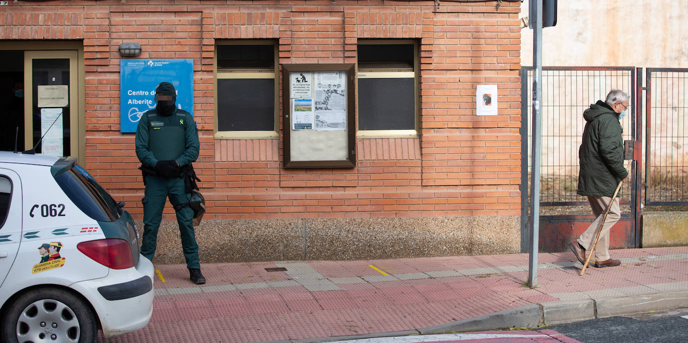 El hombre se había atrincherado en su casa antes de ser arrestado