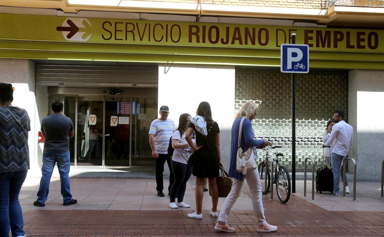 La Rioja destruyó 1.950 empleos el pasado mes pese a la bajada histórica del paro