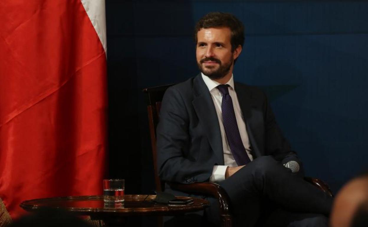 Pablo Casado en la conferencia llamada «Diálogos Bicentenarios», en Chile.