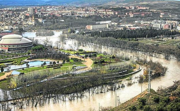 La borrasca Barra provocó una crecida histórica del Ebro. 