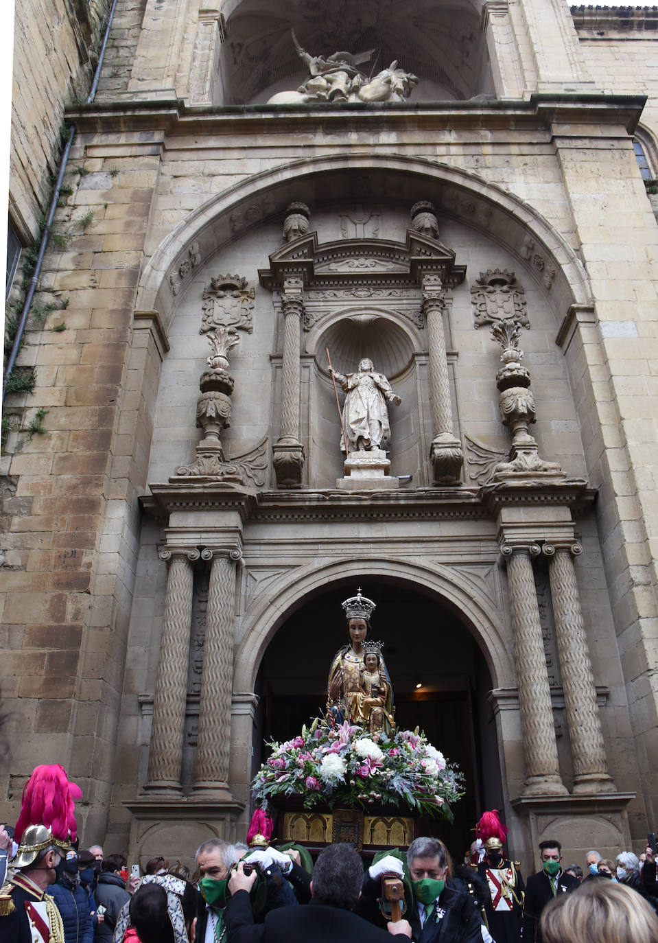 Fotos: Logroño rinde culto a la Virgen de la Esperanza