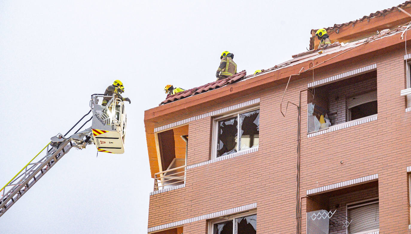 Fotos: Explosión de gas en un ático de Lardero