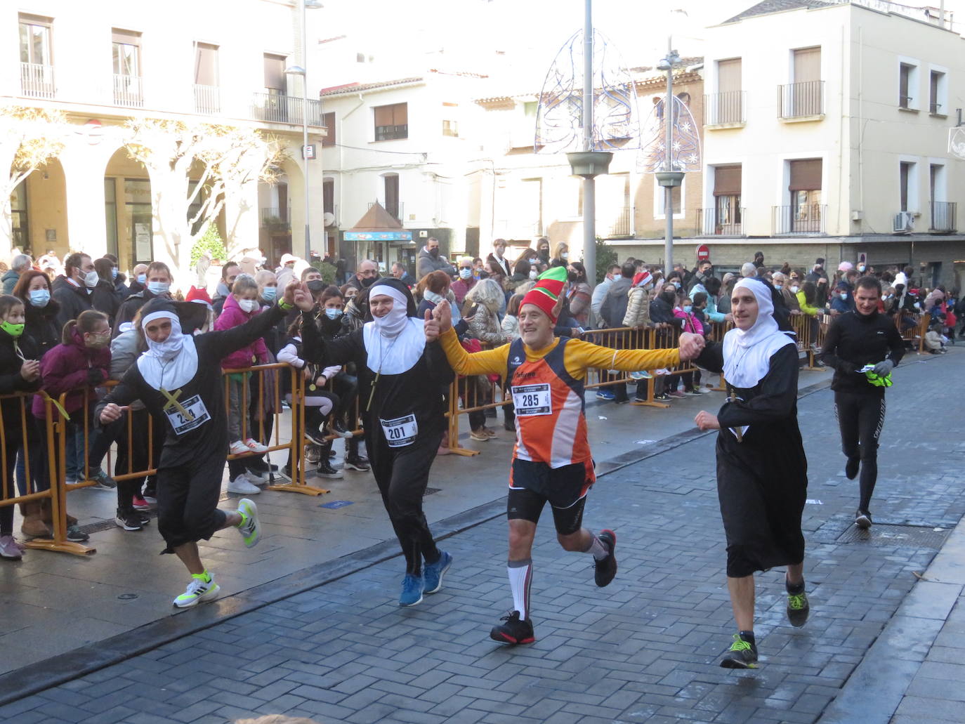 Fotos: Cuatrocientos corredores, en la San Silvestre de Alfaro