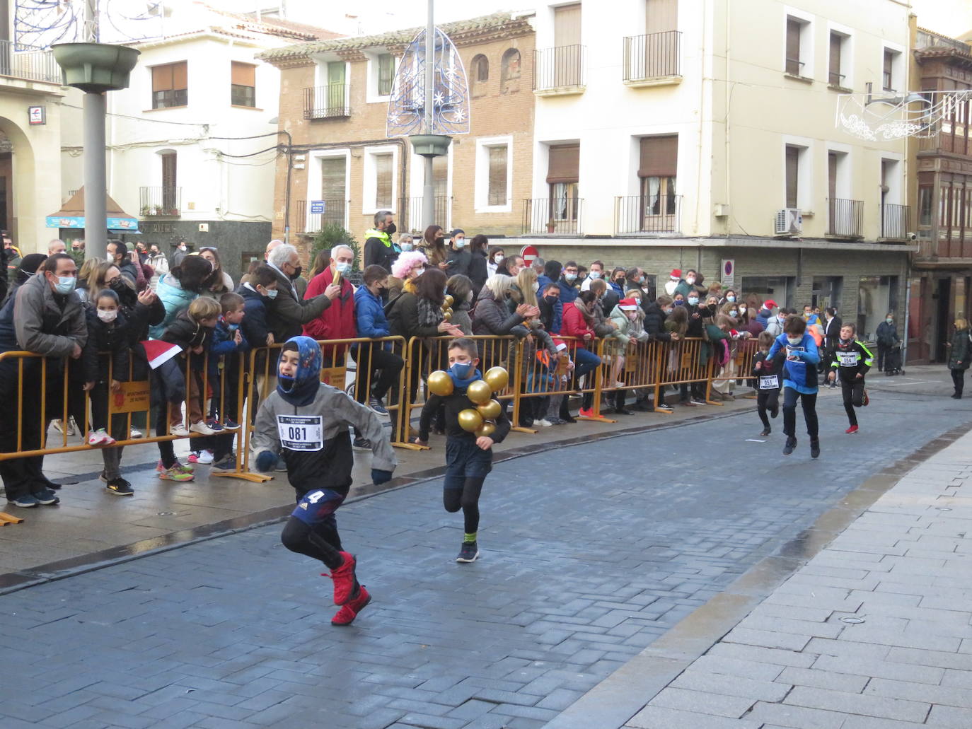 Fotos: Cuatrocientos corredores, en la San Silvestre de Alfaro