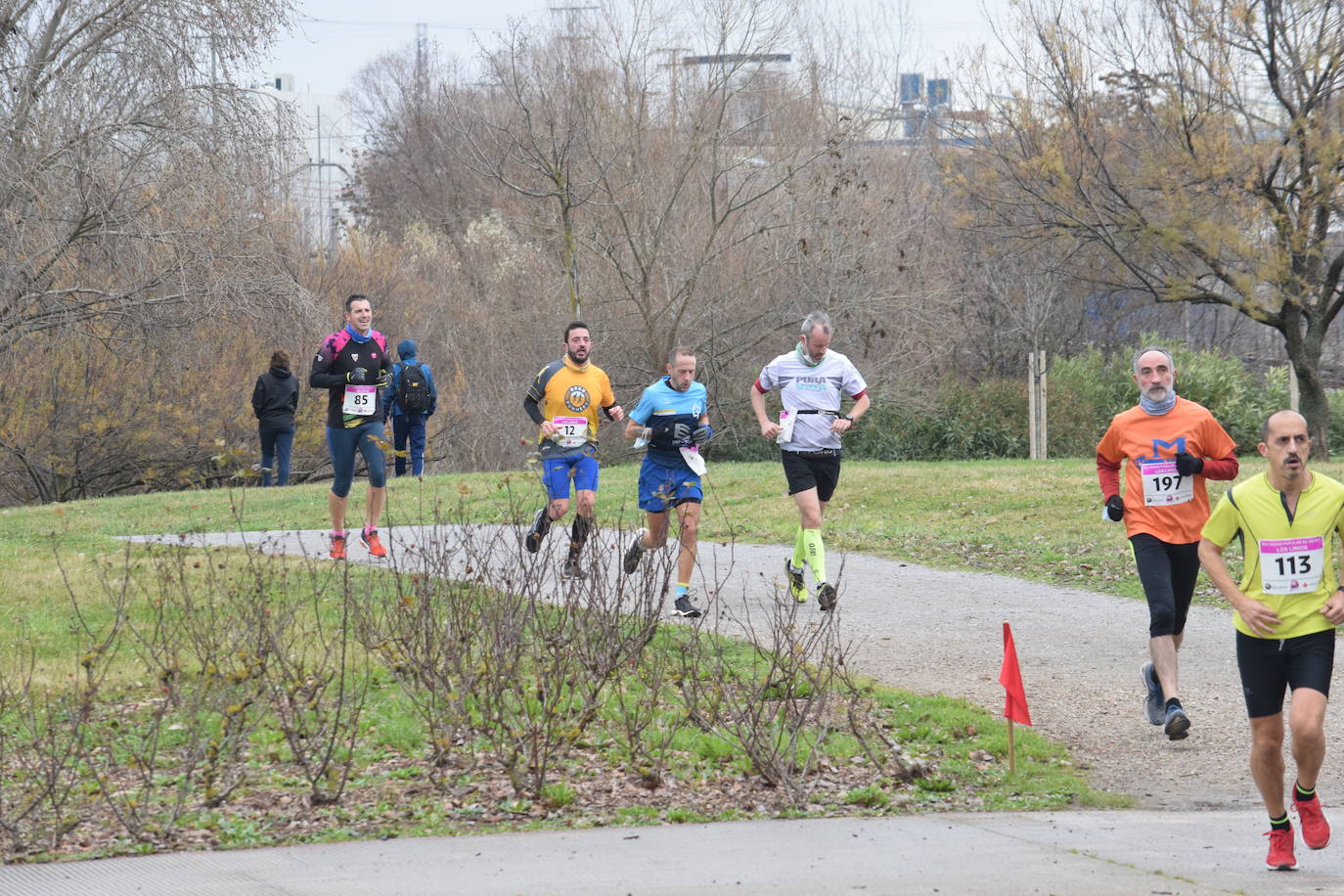 Fotos: El Cross de Los Lirios reúne a más de 200 atletas