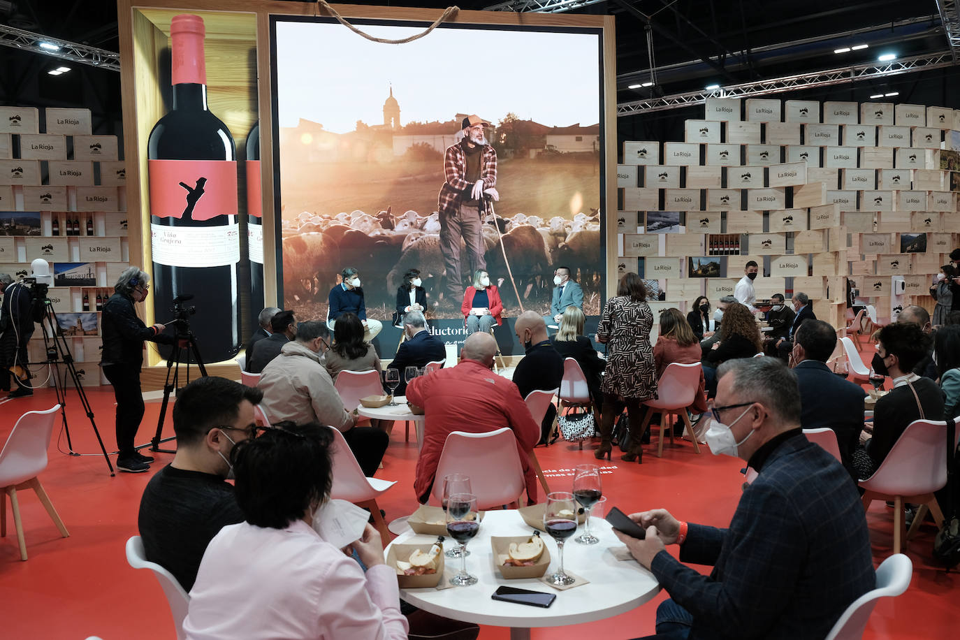 Fotos: La Rioja destaca en Fitur el producto de la tierra, ensalza el origen y los elementos que diferencian a la región