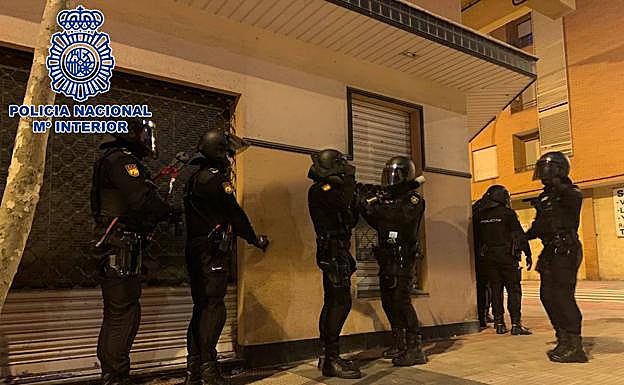 Imagen principal - Detenido un hombre y desmantelado un punto de droga en Logroño