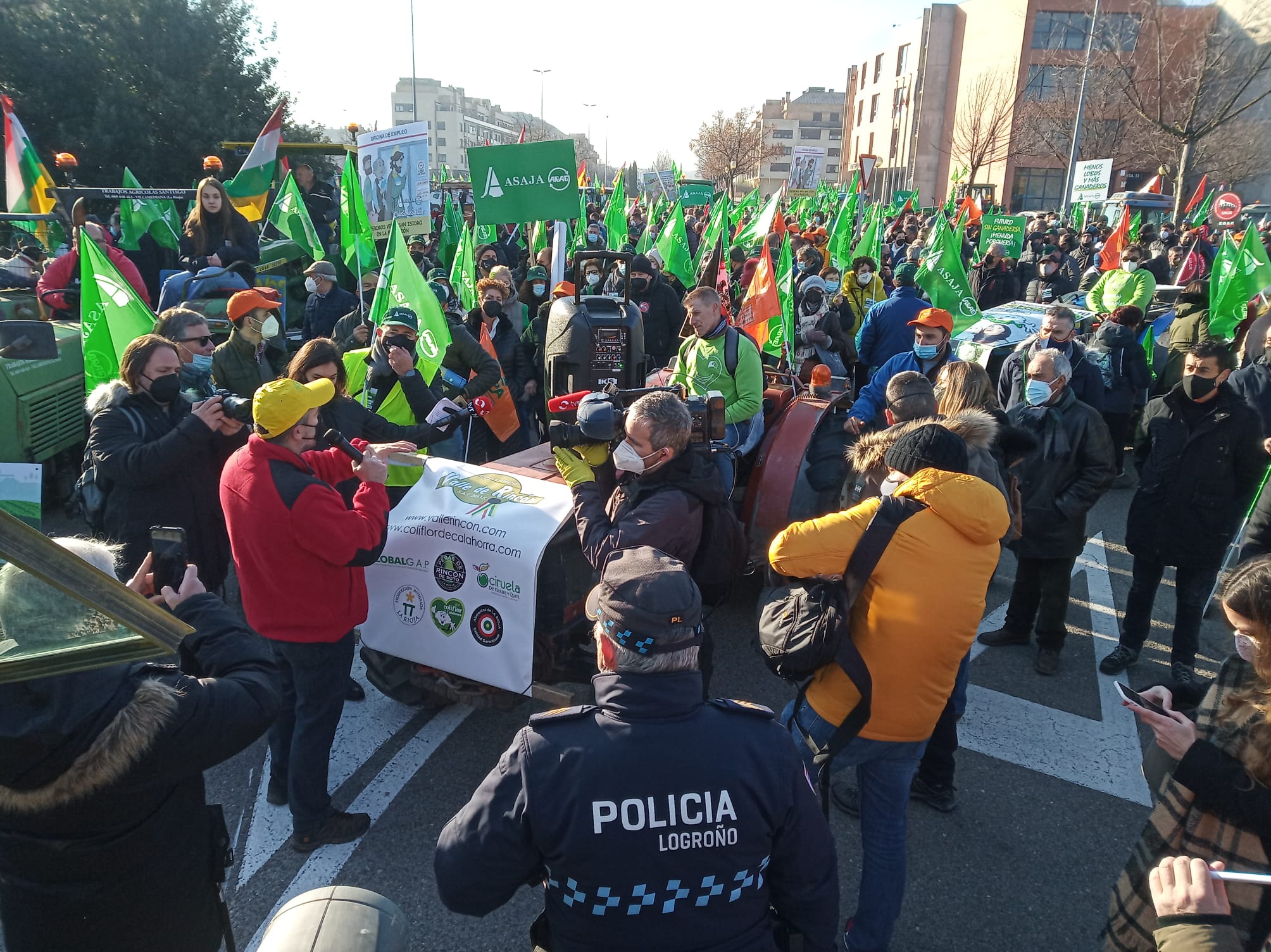 Fotos: Así ha sido la salida de la manifestación del campo