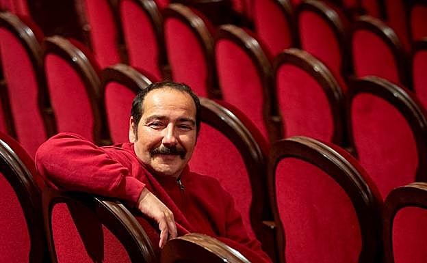 David Tenreiro, uno de los vecinos en el cortometraje 'Votamos'