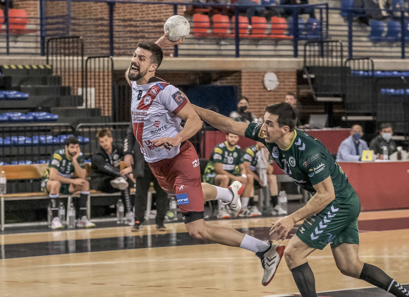 Fotos: La victoria del Logroño ante el Antequera