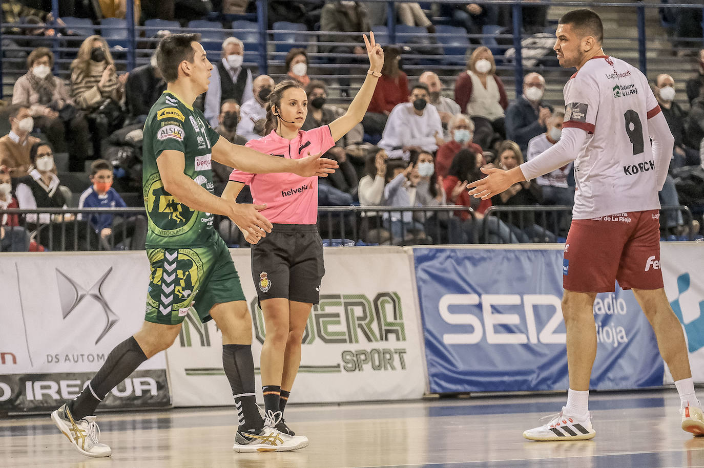 Fotos: La victoria del Logroño ante el Antequera