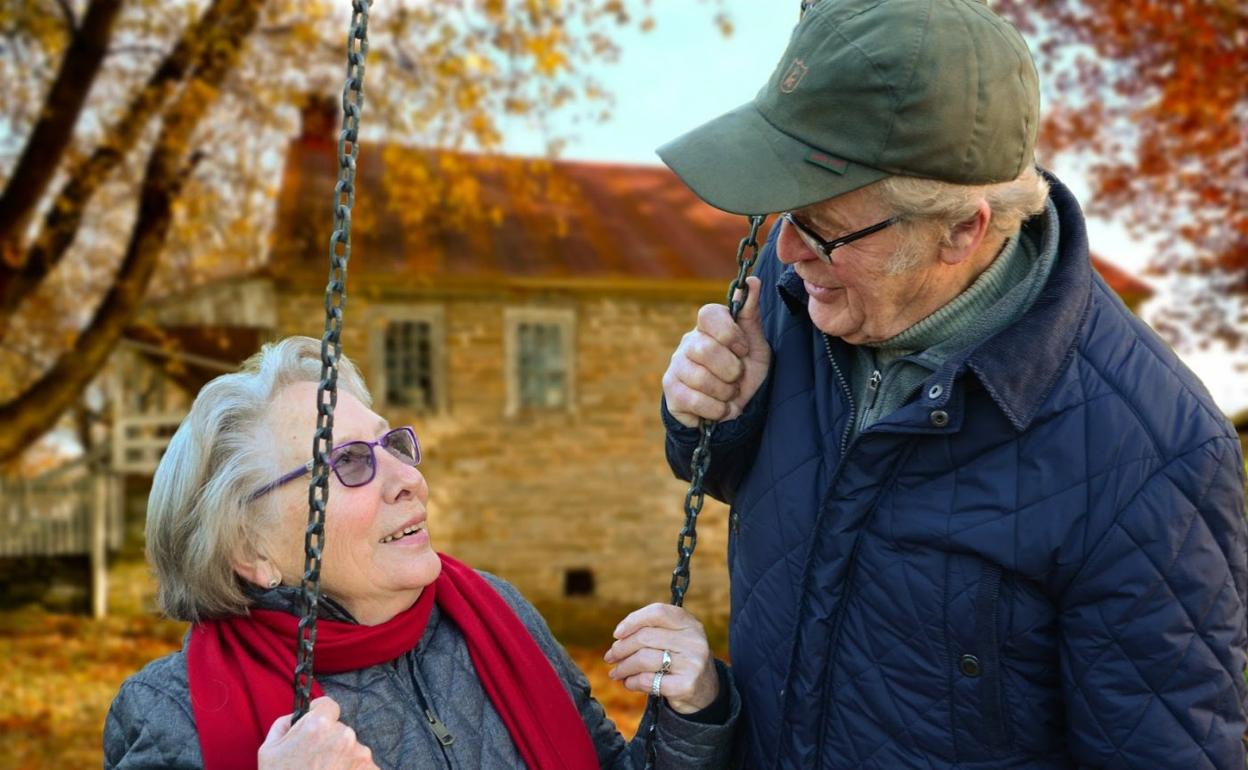 Pareja de personas mayores. 