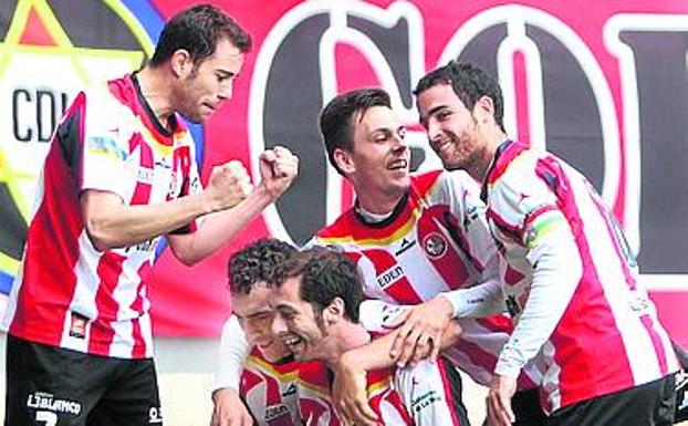 La SDL celebra un gol. 