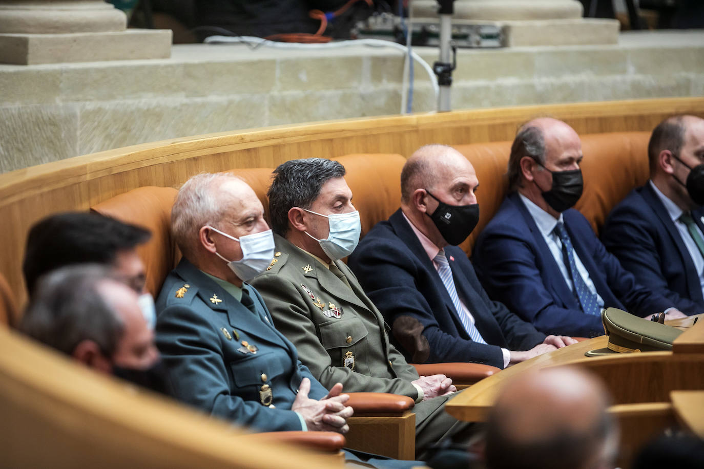 El Parlamento de La Rioja acoge la exposición 'El terror a portada', organizada por Vocento, la Fundación Víctimas del Terrorismo y el Centro Memorial de las Víctimas del Terrorismo. 