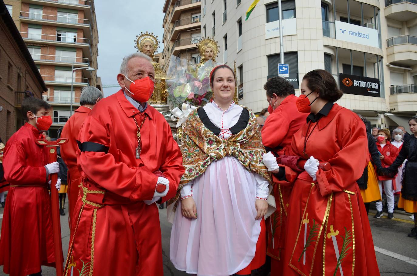 Fotos: La procesión de los mártires Emeterio y Celedonio llena las calles de Calahorra