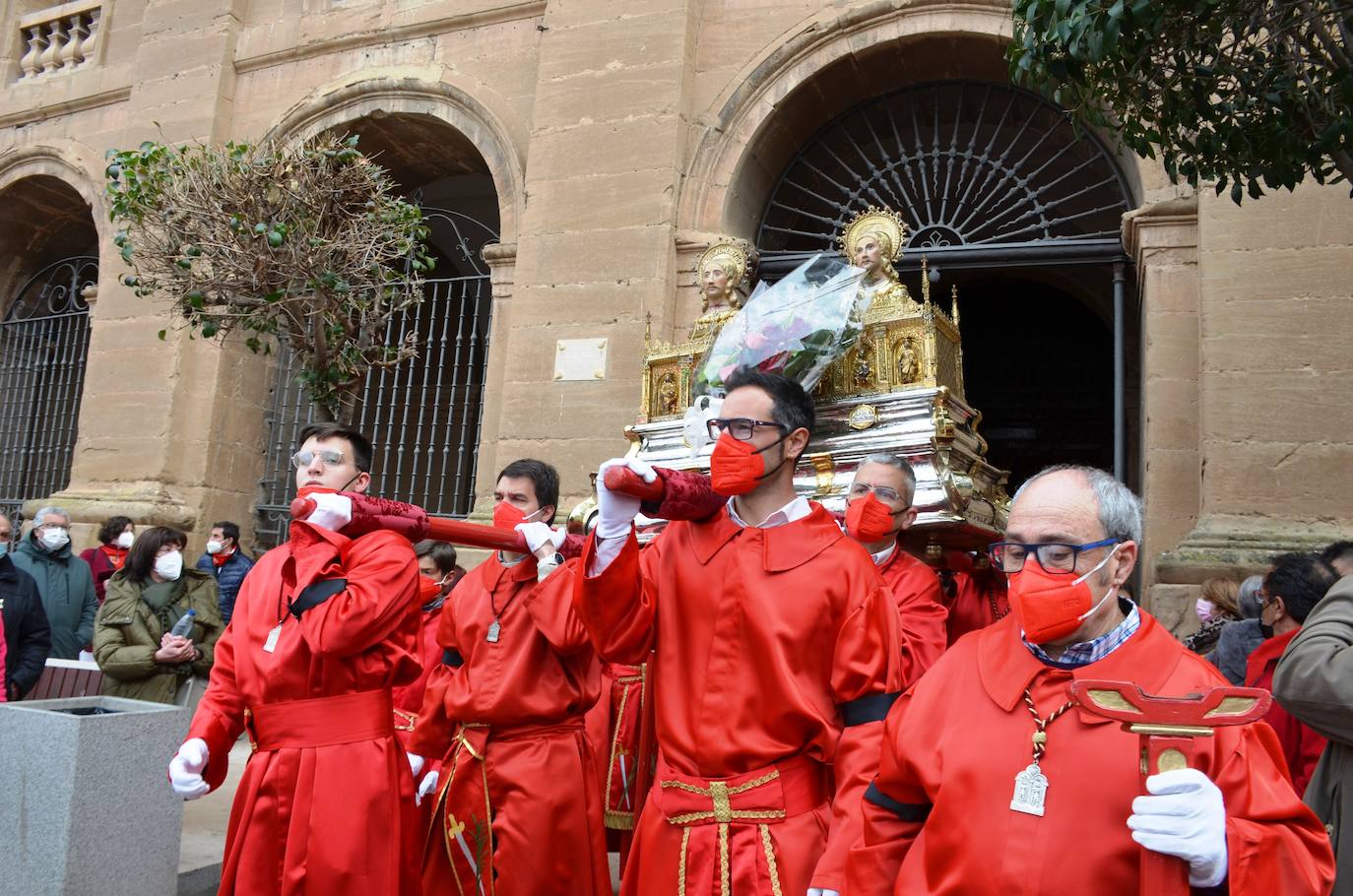 Fotos: La procesión de los mártires Emeterio y Celedonio llena las calles de Calahorra