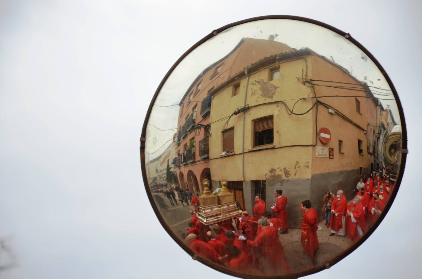 Fotos: La procesión de los mártires Emeterio y Celedonio llena las calles de Calahorra