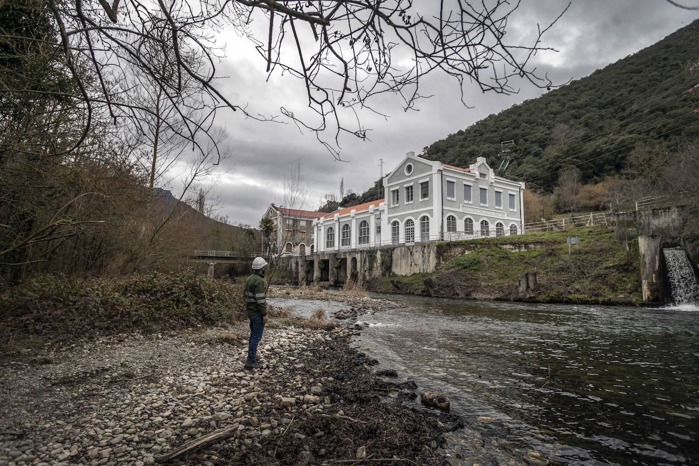 Fotos: Central hidroeléctrica de Anguiano, la energía que nace del agua y del bosque