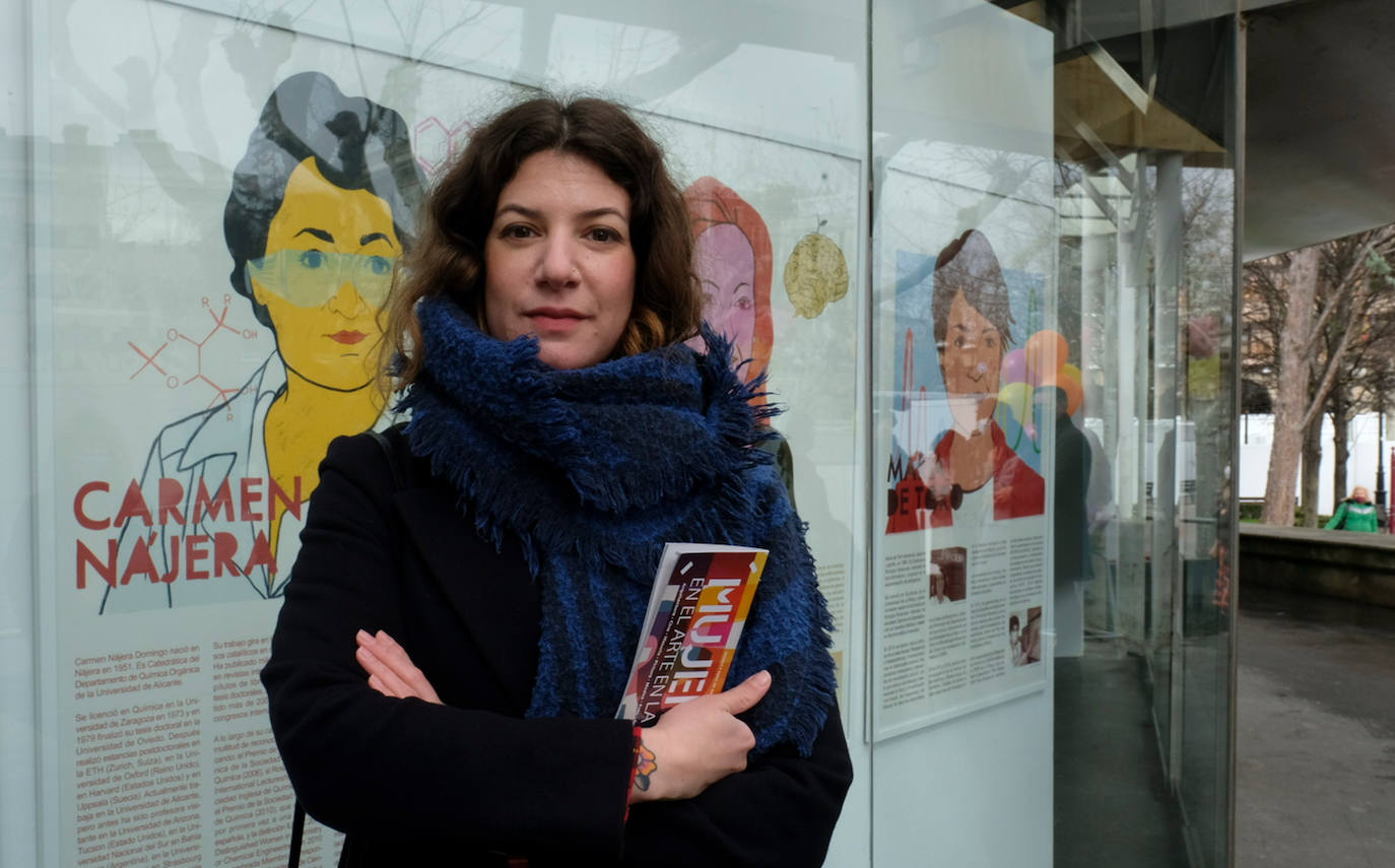 Seis riojanas asoman a las exposición 'Mujeres en la Ciencia en La Rioja', cuyos retratos ilustrados por la también riojana Tamara Mendaza se pueden ver en El Espolón logroñés (en el escaparate de la Oficina de Turismo) hasta el próximo 2 de mayo. 