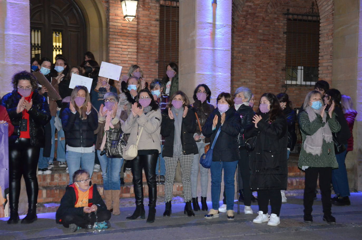 Fotos: Calahorra celebra el 8M