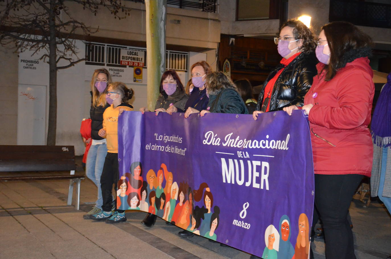 Fotos: Calahorra celebra el 8M