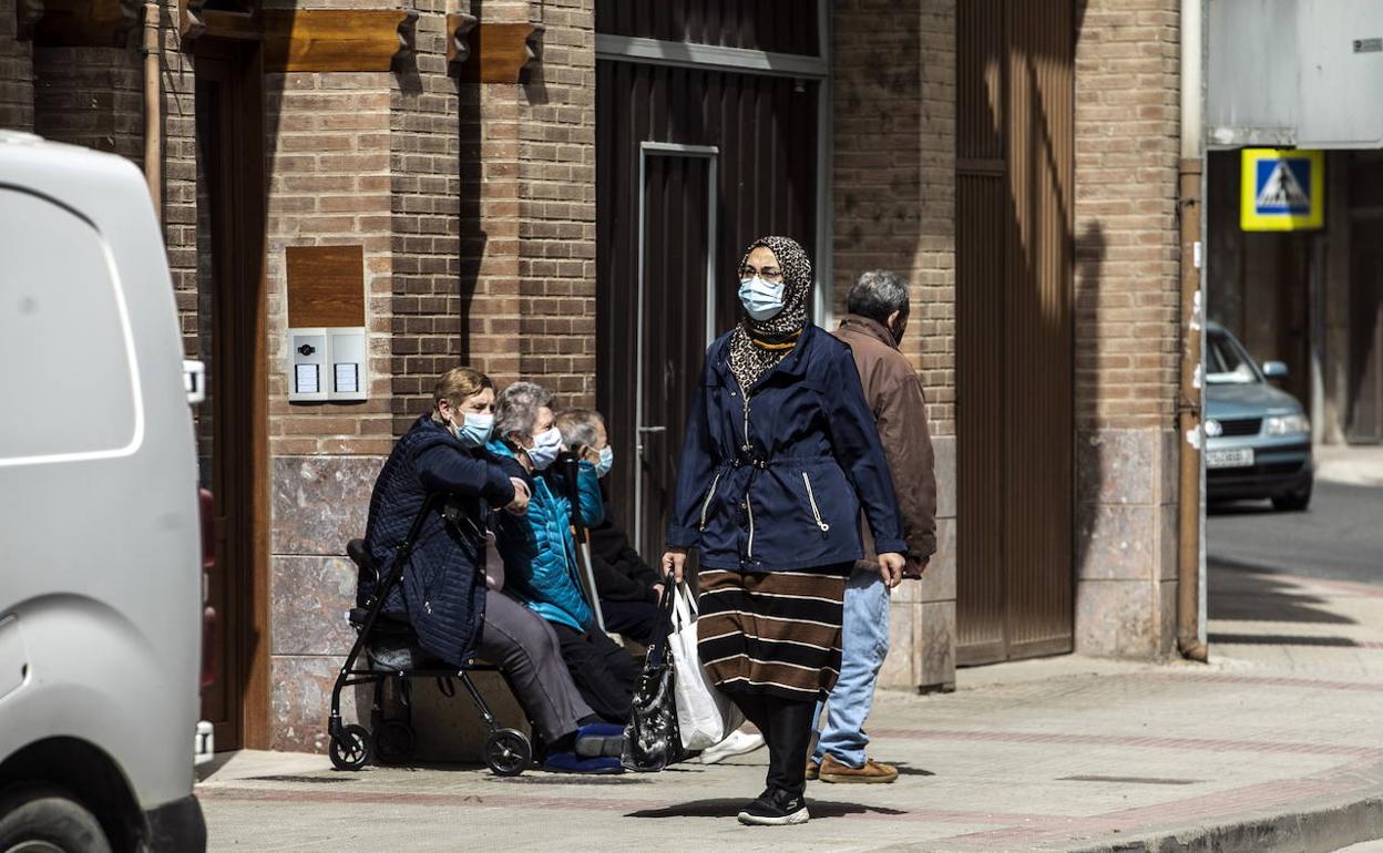 Pueblo a pueblo: los casos activos siguen a la baja y solo suben en Albelda y San Asensio