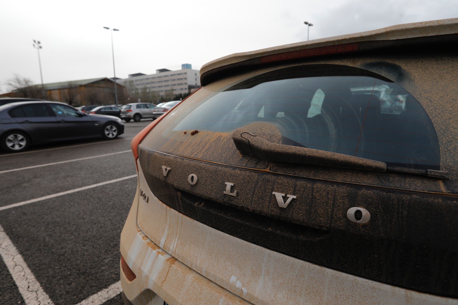Fotos: Lluvia de barro en Logroño